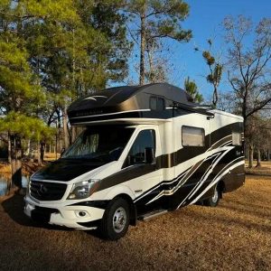 2017 Winnebago VIEW 24G