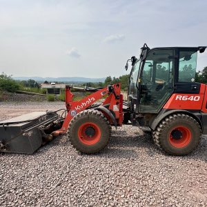 2023 KUBOTA Loaders R640